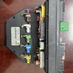 Hộp cầu chì điện của Bộ điều khiển Mercedes SAM Module A2045456201 Hộp cầu chì điện của Bộ điều khiển Mercedes SAM Module A2045456201