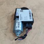 Moter cửa sổ trời xe Audi a4 2008 Moter cửa sổ trời xe Audi a4 2008