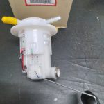 BƠM NHIÊN LIỆU HONDA ASSY 2021-2023 CRF450 R RWE CHÍNH HÃNG OEM NHẬT BẢN Mới 16700-MKE-AF3 BƠM NHIÊN LIỆU HONDA ASSY 2021-2023 CRF450 R RWE CHÍNH HÃNG OEM NHẬT BẢN Mới 16700-MKE-AF3
